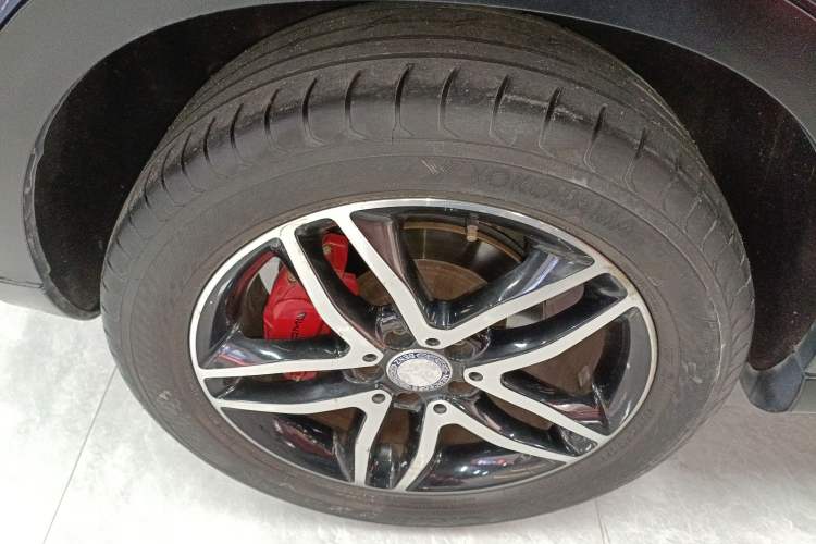 Used Mercedes-Benz GLA 2015 GLA 200 Fashion Model Exterior 8