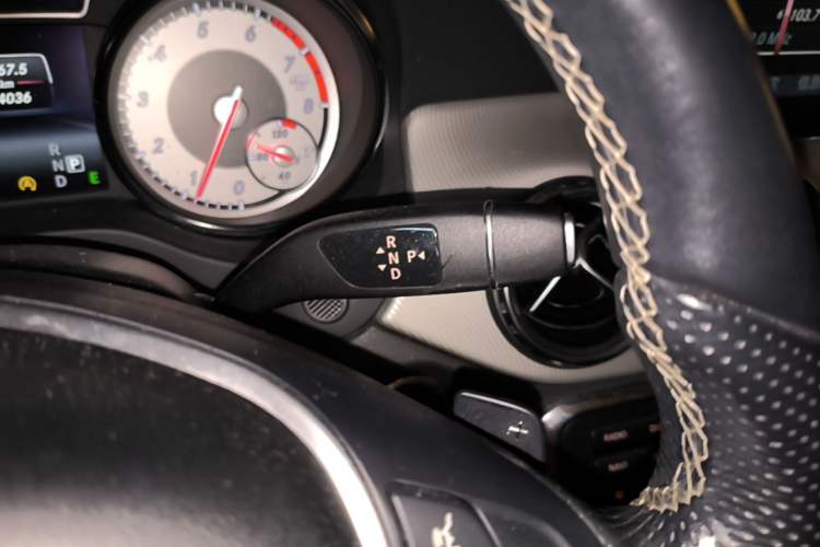 Used Mercedes-Benz GLA 2015 GLA 200 Sport Edition Gear Lever