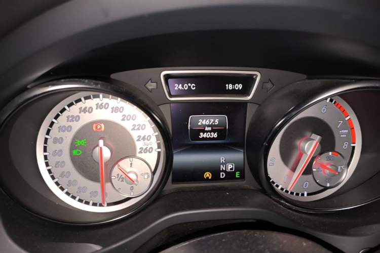 Used Mercedes-Benz GLA 2015 GLA 200 Sport Edition Instrument Cluster