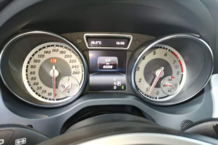 Used Mercedes-Benz GLA 2015 GLA 200 Fashion Model Instrument Cluster
