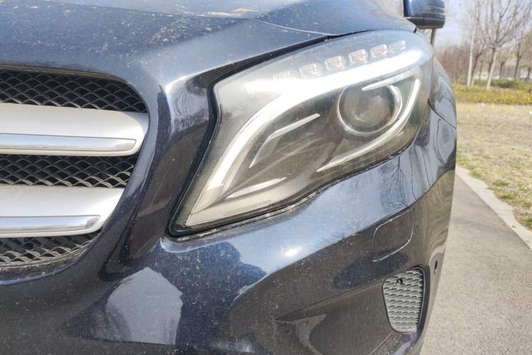 Used Mercedes-Benz GLA 2015 GLA 200 Fashion Model Left Front Headlight