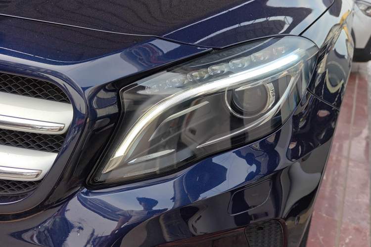 Used Mercedes-Benz GLA 2015 GLA 200 Fashion Model Left Front Headlight
