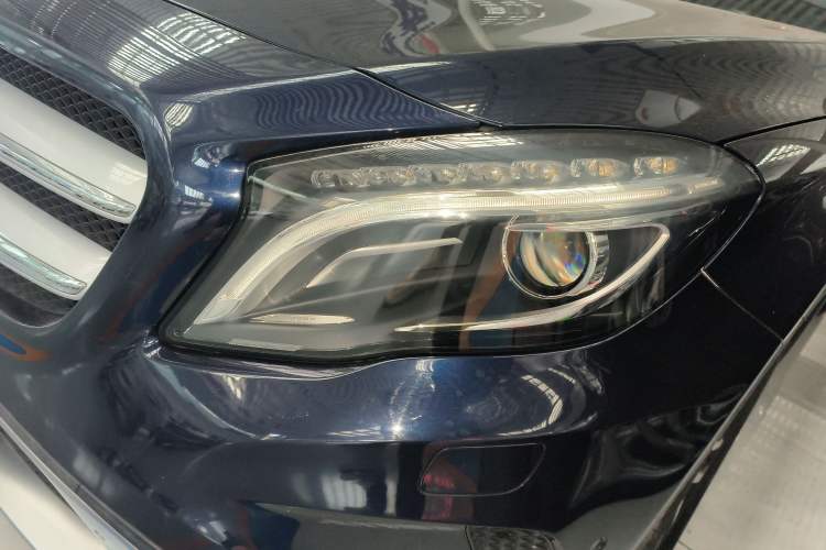Used Mercedes-Benz GLA 2015 GLA 200 Fashion Model Left Front Headlight
