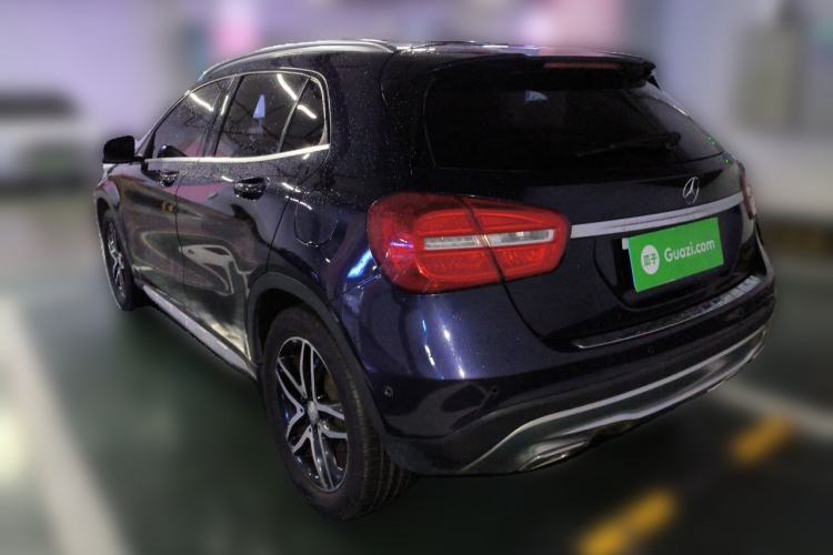 Used Mercedes-Benz GLA 2015 GLA 200 Fashion Model Rear Left 45 Deg