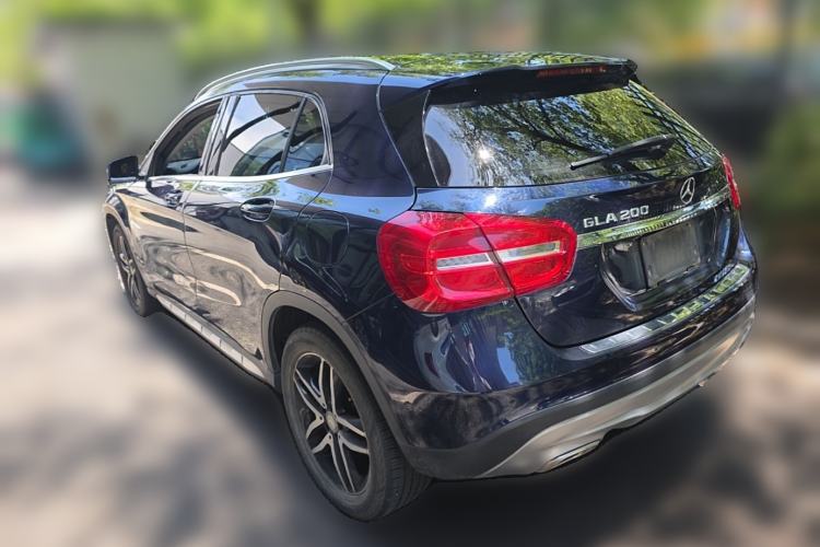 Used Mercedes-Benz GLA 2015 GLA 200 Fashion Model Rear Left 45 Deg