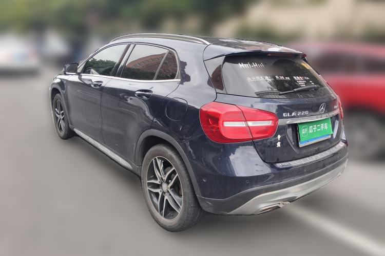 Used Mercedes-Benz GLA 2015 GLA 220 4MATIC Fashion Model Rear Left 45 Deg