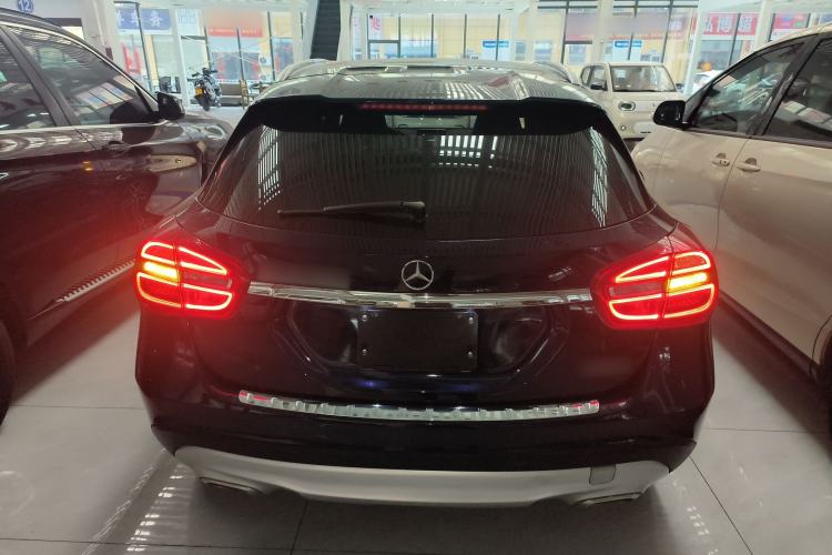 Used Mercedes-Benz GLA 2015 GLA 200 Fashion Model Rear