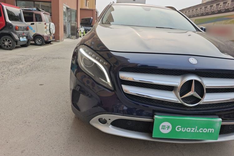 Used Mercedes-Benz GLA 2015 GLA 200 Fashion Model Right Front Headlight