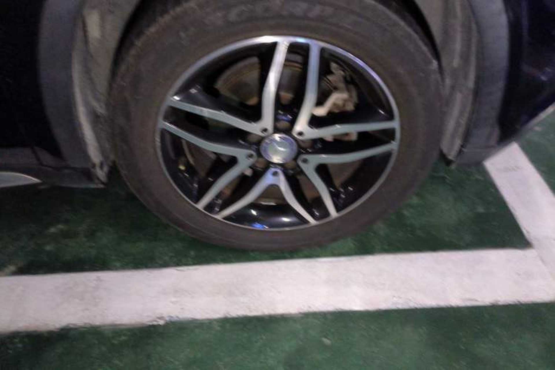 Used Mercedes-Benz GLA 2015 GLA 200 Fashion Model Right Front Wheel Hub