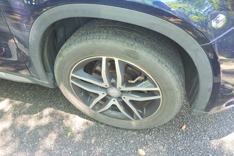 Used Mercedes-Benz GLA 2015 GLA 200 Fashion Model Right Front Wheel Hub