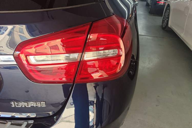 Used Mercedes-Benz GLA 2015 GLA 220 4MATIC Luxury Model Right Rear Taillight
