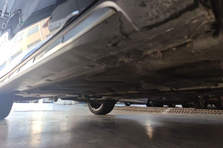 Used Mercedes-Benz GLA 2015 GLA 220 4MATIC Luxury Model Right Side Sill
