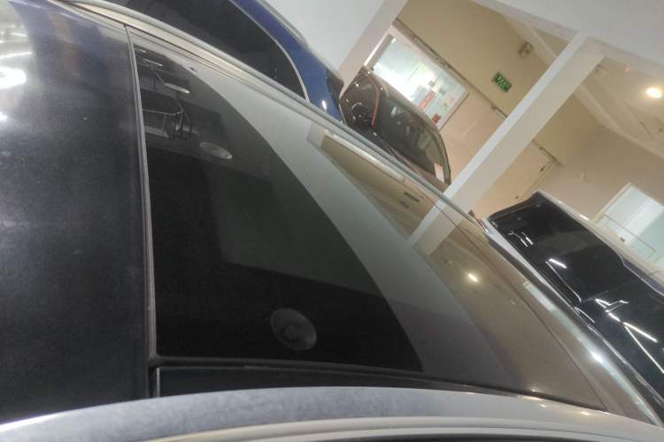 Used Mercedes-Benz GLA 2015 GLA 200 Fashion Model Roof