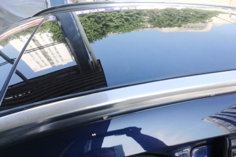 Used Mercedes-Benz GLA 2015 GLA 200 Fashion Model Roof