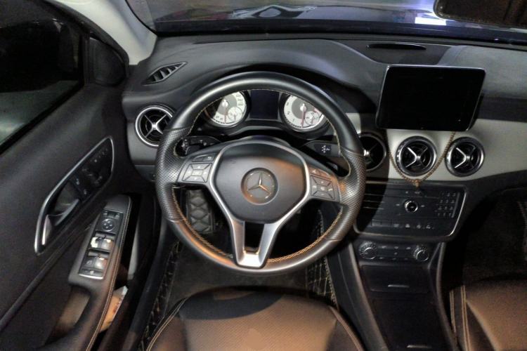 Used Mercedes-Benz GLA 2015 GLA 200 Fashion Model Steering Wheel