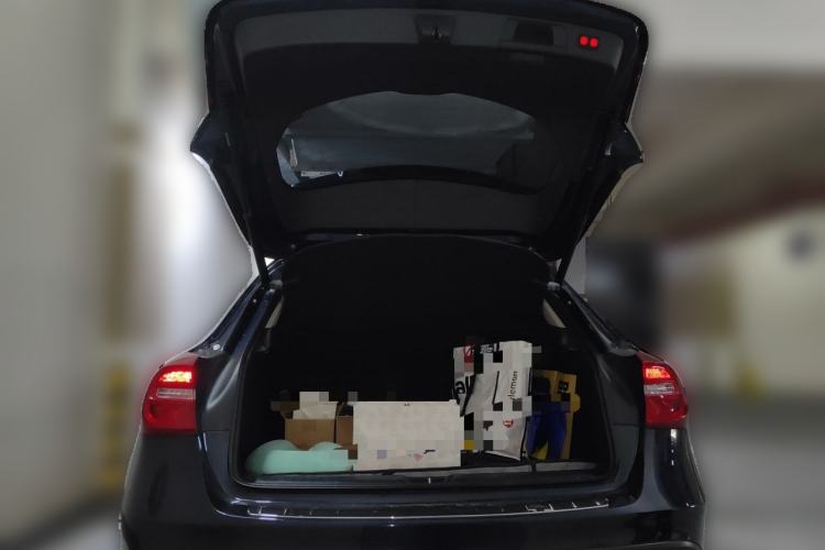 Used Mercedes-Benz GLA 2015 GLA 220 4MATIC Fashion Model Trunk