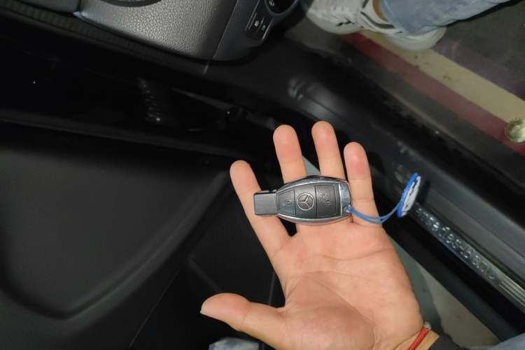 Used Mercedes-Benz GLA 2015 GLA 220 4MATIC Fashion Model Vehicle Key