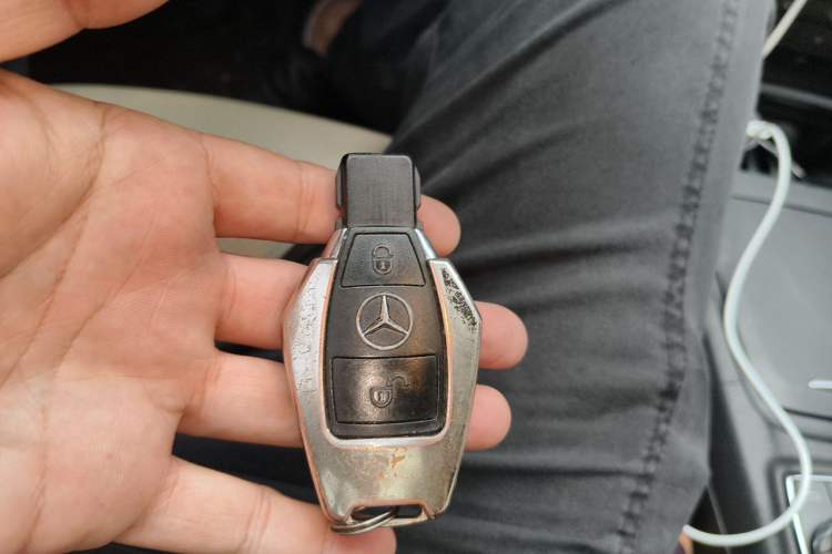 Used Mercedes-Benz GLA 2015 GLA 220 4MATIC Fashion Model Vehicle Key