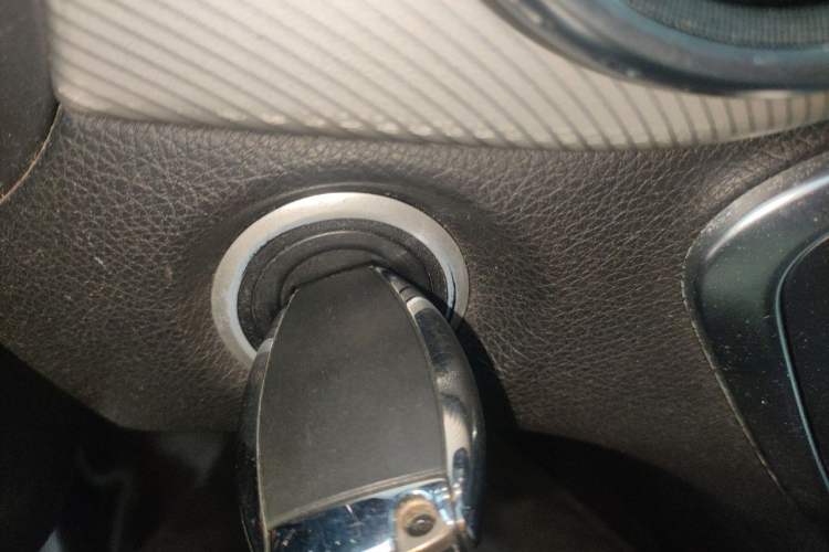 Used Mercedes-Benz GLA 2015 GLA 200 Fashion Model Vehicle Key