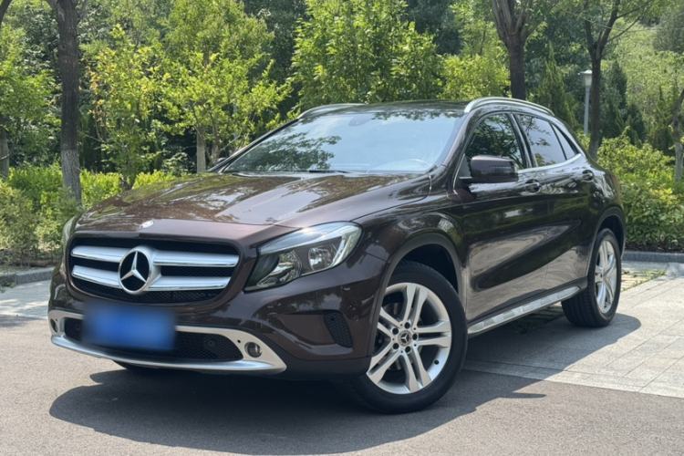 Used Mercedes-Benz GLA 2015 GLA 200 Sport Edition Guazi used car, China used car export, Used car for sale, Used  cars, Cheapest cars for sale