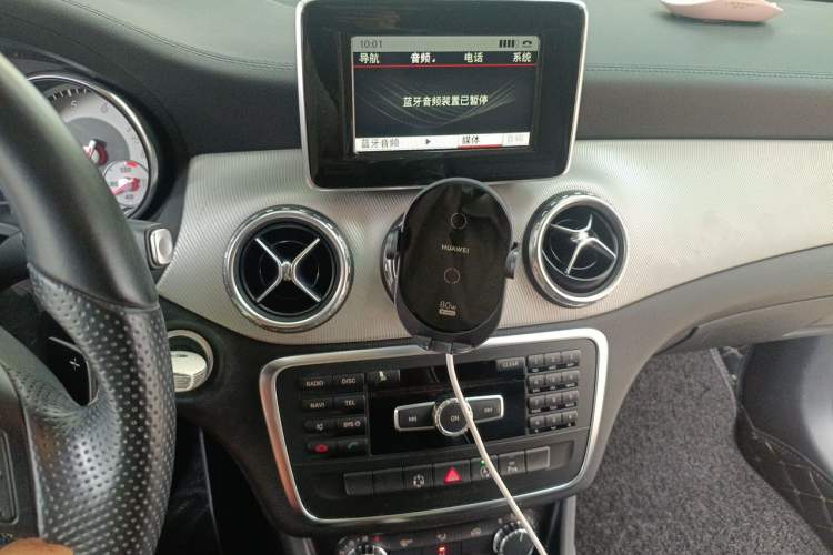 Used Mercedes-Benz GLA 2015 GLA 200 Fashion Model Audio And AC Panel