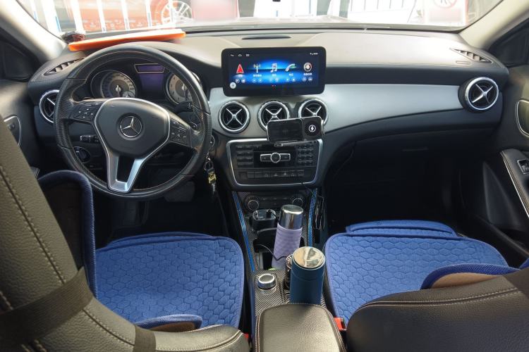 Used Mercedes-Benz GLA 2015 GLA 200 Fashion Model Center Console