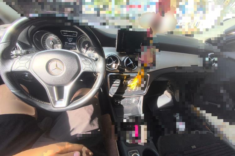 Used Mercedes-Benz GLA 2015 GLA 200 Fashion Model Center Console