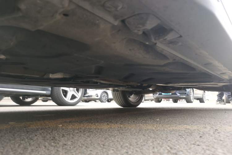 Used Mercedes-Benz GLA 2015 GLA 220 4MATIC Fashion Model Chassis Front Left