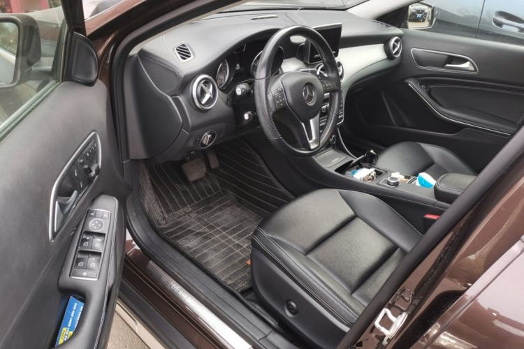 Used Mercedes-Benz GLA 2015 GLA 220 4MATIC Fashion Model Driver Seat