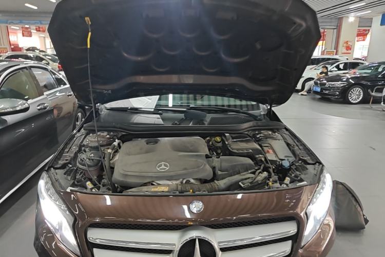 Used Mercedes-Benz GLA 2015 GLA 200 Fashion Model Engine Bay