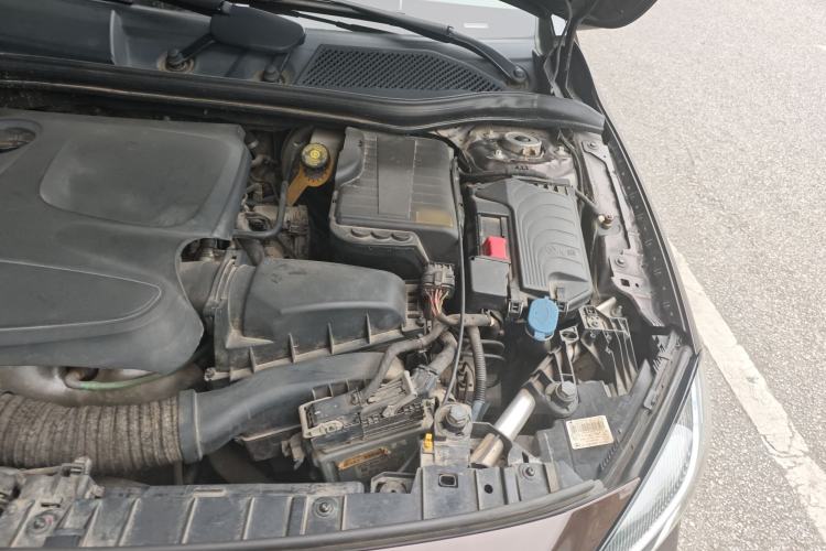 Used Mercedes-Benz GLA 2015 GLA 200 Sport Edition Engine Bay Left