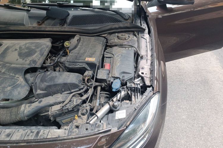 Used Mercedes-Benz GLA 2015 GLA 200 Sport Edition Engine Bay Left