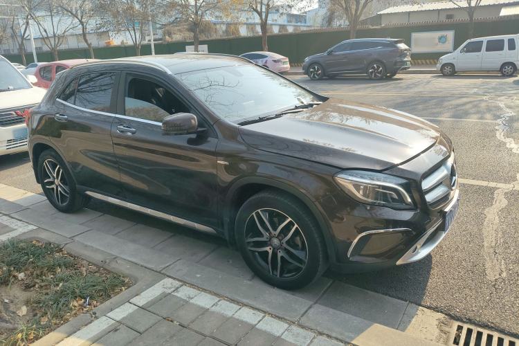 Used Mercedes-Benz GLA 2015 GLA 200 Fashion Model Exterior 2