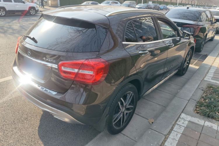 Used Mercedes-Benz GLA 2015 GLA 200 Fashion Model Exterior 3