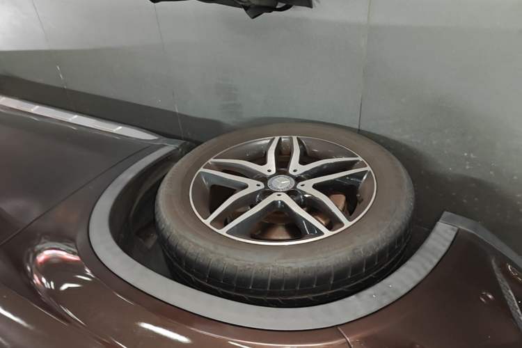Used Mercedes-Benz GLA 2015 GLA 200 Fashion Model Exterior 4