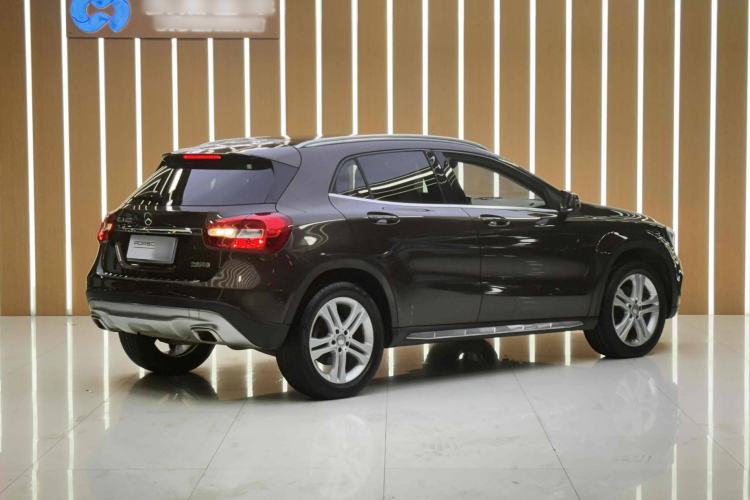 Used Mercedes-Benz GLA 2015 GLA 200 Sport Edition Exterior 8