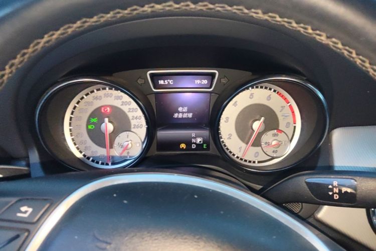 Used Mercedes-Benz GLA 2015 GLA 220 4MATIC Fashion Model Instrument Cluster