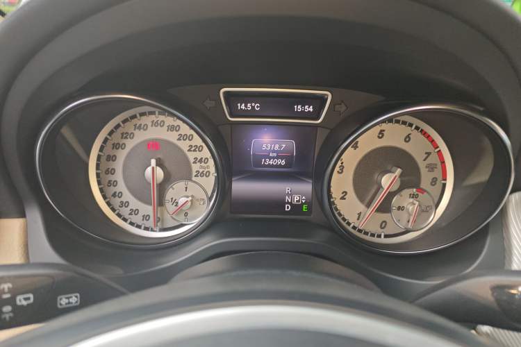 Used Mercedes-Benz GLA 2015 GLA 200 Sport Edition Instrument Cluster