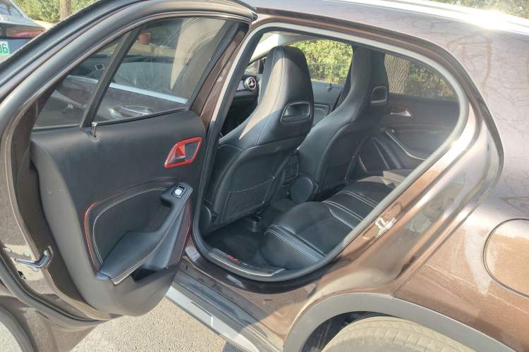 Used Mercedes-Benz GLA 2015 GLA 200 Fashion Model Interior 1
