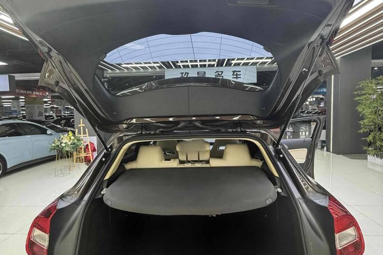 Used Mercedes-Benz GLA 2015 GLA 200 Sport Edition Interior 6