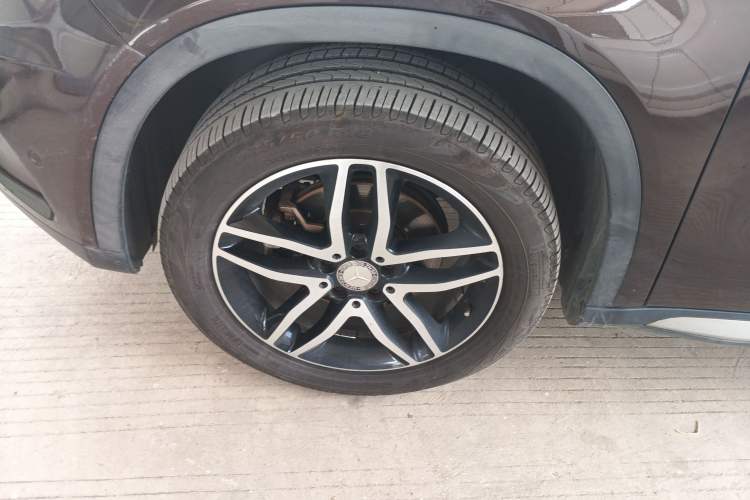 Used Mercedes-Benz GLA 2015 GLA 220 4MATIC Fashion Model Left Front Wheel Hub