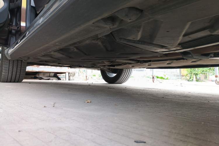 Used Mercedes-Benz GLA 2015 GLA 220 4MATIC Fashion Model Left Side Sill