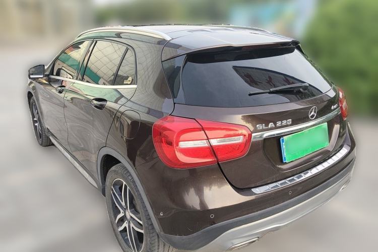 Used Mercedes-Benz GLA 2015 GLA 220 4MATIC Fashion Model Rear Left 45 Deg