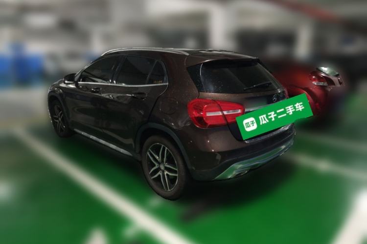 Used Mercedes-Benz GLA 2015 GLA 200 Fashion Model Rear Left 45 Deg
