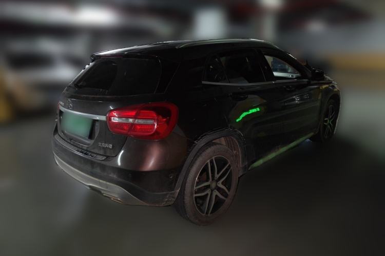 Used Mercedes-Benz GLA 2015 GLA 200 Fashion Model Rear Right 45 Deg