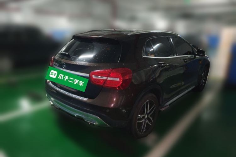 Used Mercedes-Benz GLA 2015 GLA 200 Fashion Model Rear Right 45 Deg