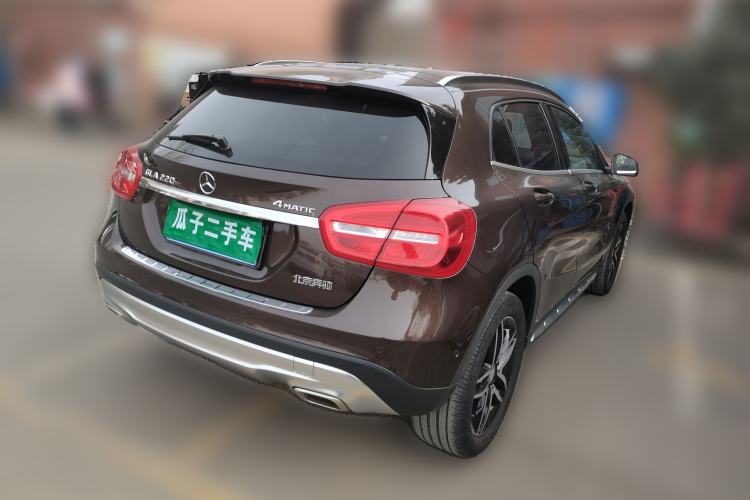 Used Mercedes-Benz GLA 2015 GLA 220 4MATIC Fashion Model Rear Right 45 Deg