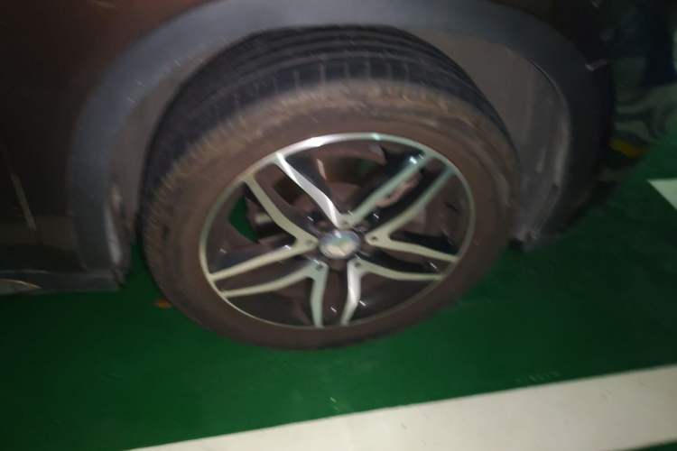 Used Mercedes-Benz GLA 2015 GLA 200 Fashion Model Right Front Wheel Hub