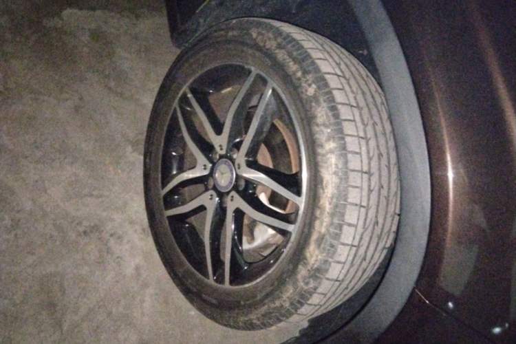 Used Mercedes-Benz GLA 2015 GLA 220 4MATIC Fashion Model Right Front Wheel Hub