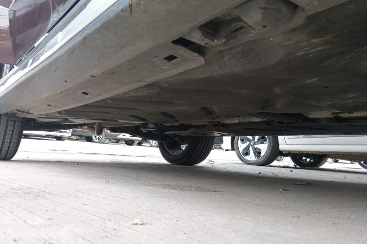 Used Mercedes-Benz GLA 2015 GLA 220 4MATIC Fashion Model Right Side Sill